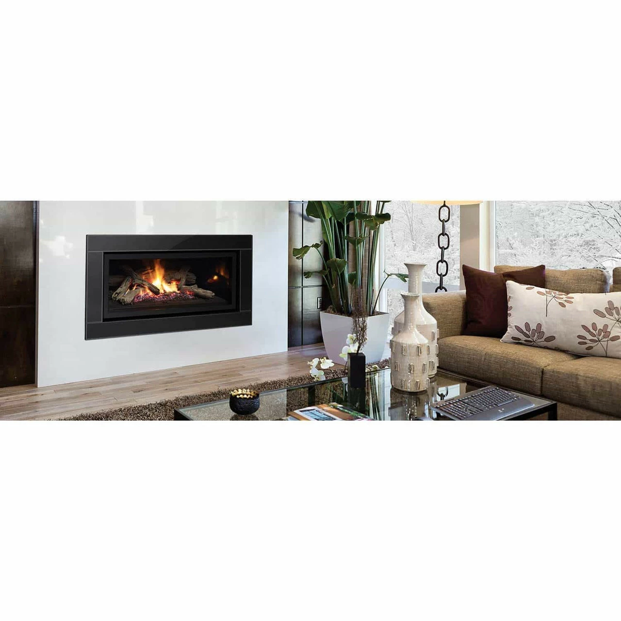 Regency Ultimate™ U900E Linear Fireplace 4 Regency Ultimate™ U900E Linear Fireplace - Image 2