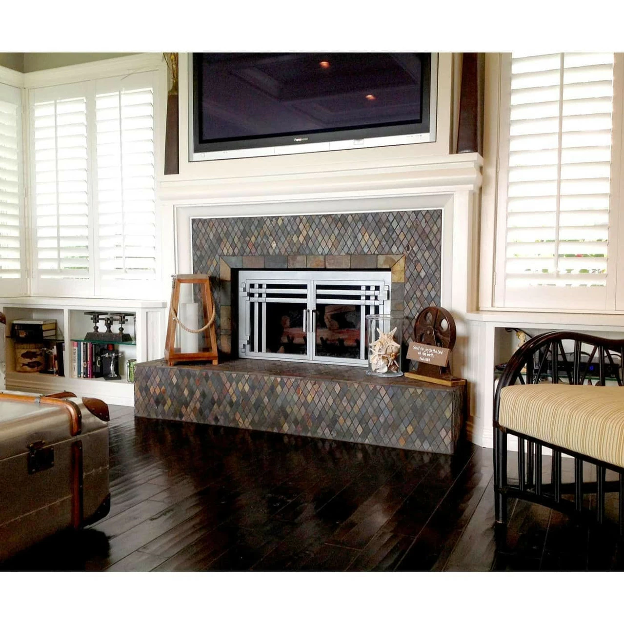 Santa Cruz Rectangular Fireplace Door - Wrought Iron 3 Santa Cruz Rectangular Fireplace Door - Wrought Iron